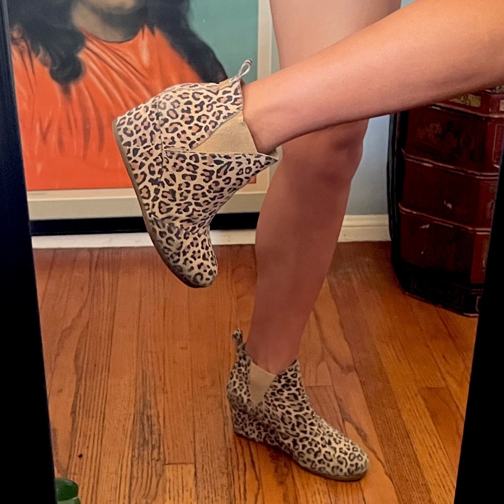 Tom’s Cheetah Print Wedge Booties Size 9 (BOGO 50%)